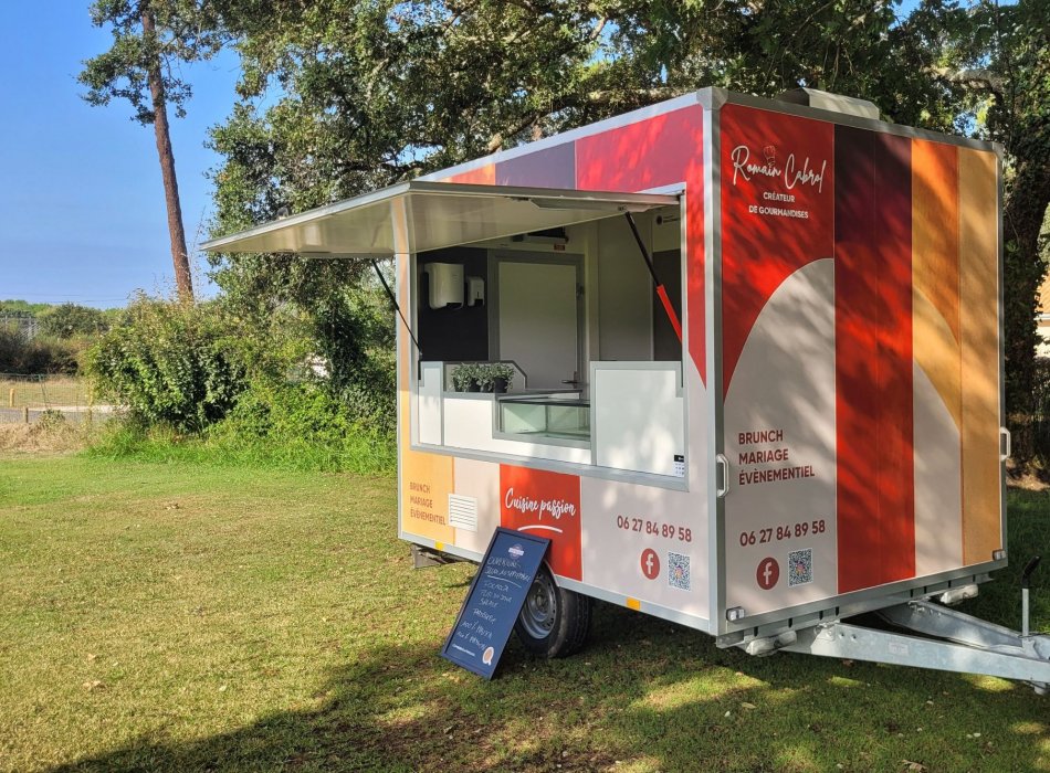 RESTAURATION AVEC LE FOOD TRUCK